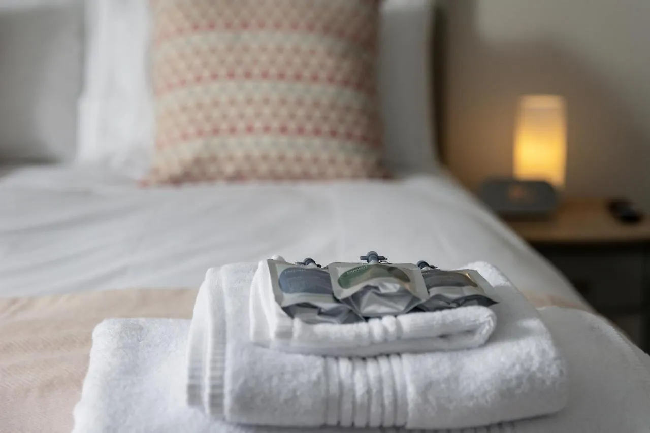 Finest Retreats - 13 Belle House - Apartment 3 Файли