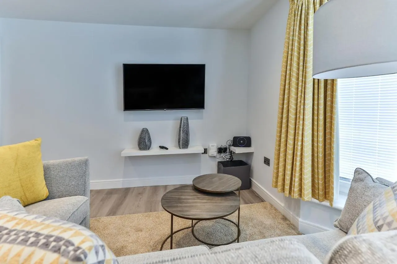 Finest Retreats - 13 Belle House - Apartment 3 Файли