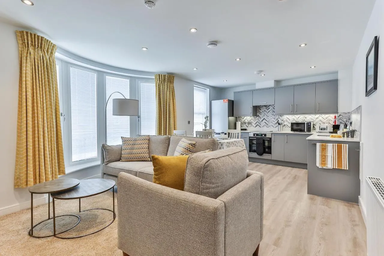 Finest Retreats - 13 Belle House - Apartment 3 Файли