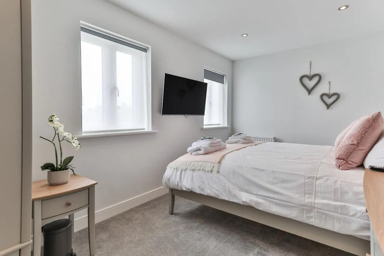 Finest Retreats - 13 Belle House - Apartment 3 Файли